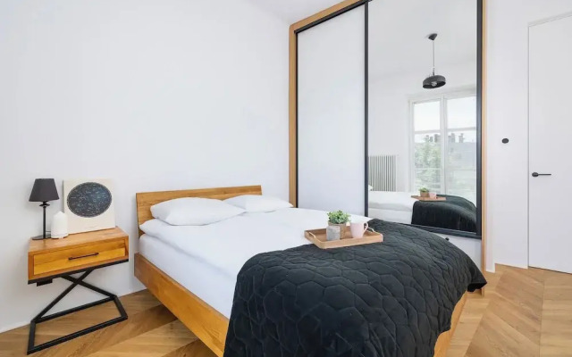 Apartment Near Wawel by Renters