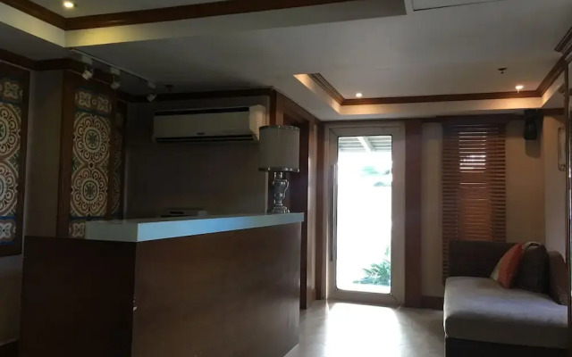 Jes & Warren's Place