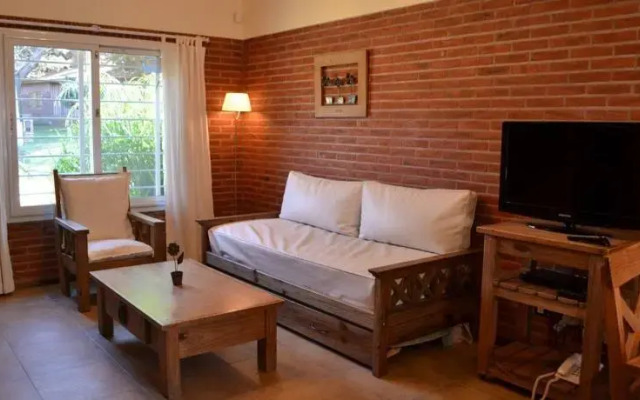 Valeria House Rental Suites