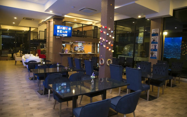 V20boutique Jacuzzi Hotel