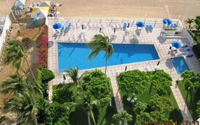 Camelia y Magnolia Torre