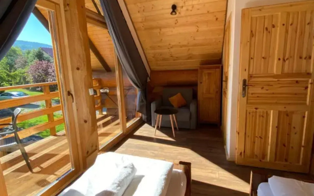 Jedlina - naturalny dom z bali jodłowych