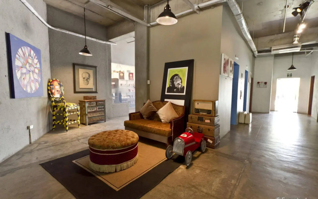 The Henry Hotel Cebu - Multi-use Hotel