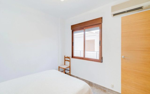 Snug holiday home in Villamartin with garden