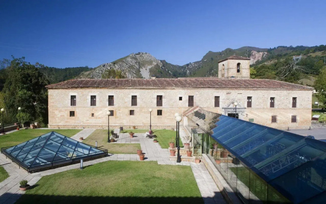 Parador De Cangas De Onis