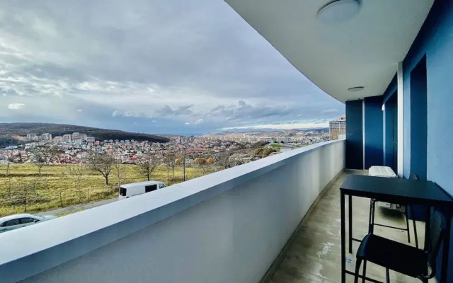 1Bdr Wings Apartment