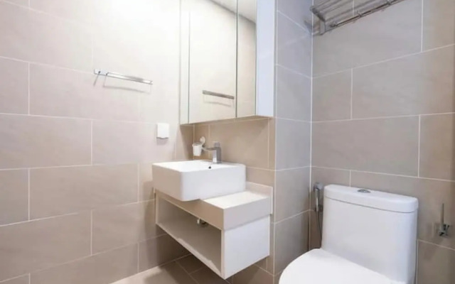 River Panorama - Free Gym & Sauna & Pool