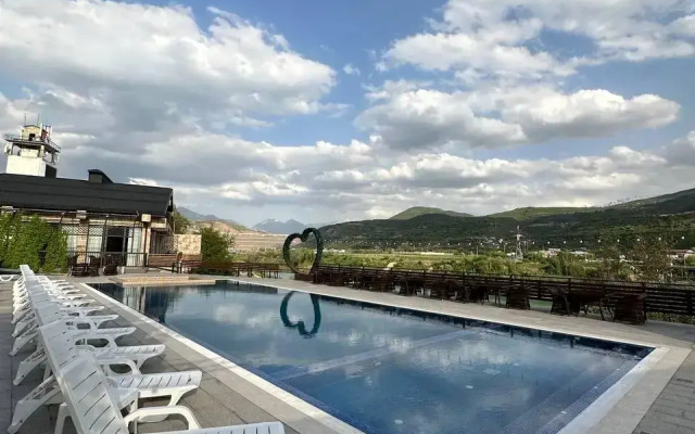 Le Chalet Mont (Ле Шале Монт)