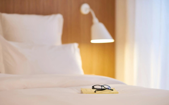 Отель 9Hotel Republique