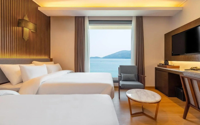Stubborn Hotel