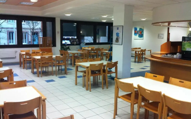 Kyriad Direct Montauban Centre