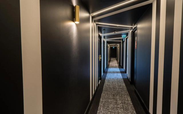 Aigle Noir Hotel Fontainebleau -  MGallery Collection