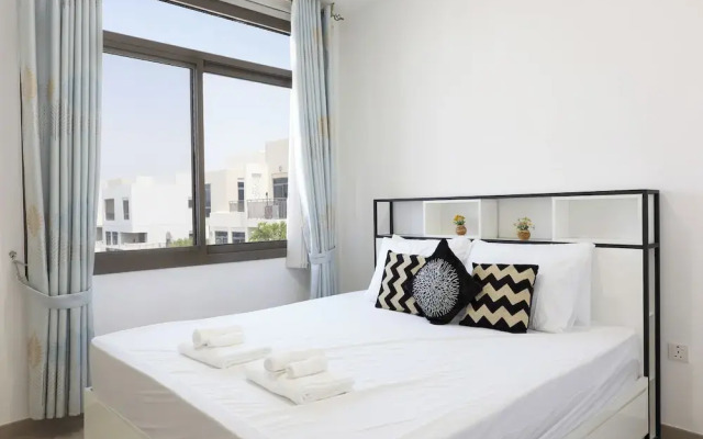 Luxury 4B and maid's with private garden