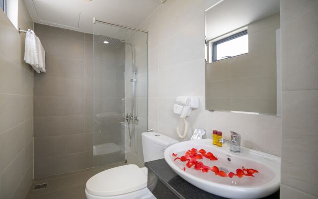 London Hotel and Apartments Da Nang