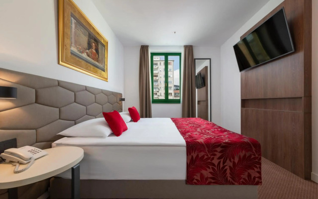 Hotel Park 45