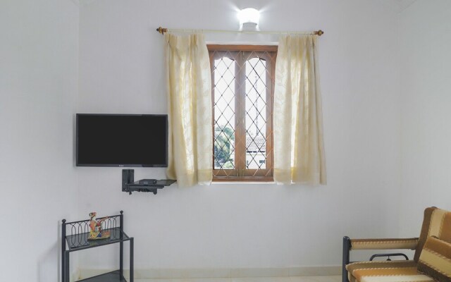 OYO 18754 Home Pool View 1BHK Varca