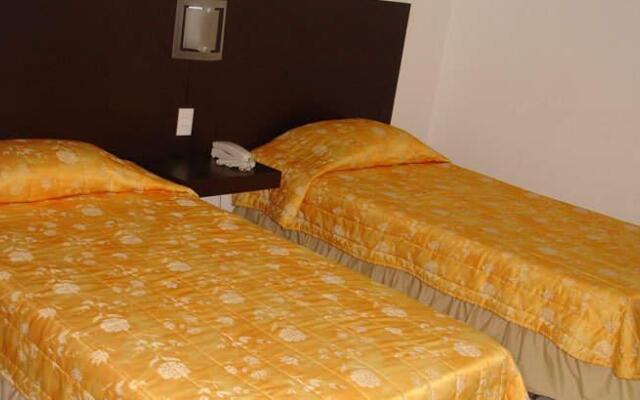 Hotel Colibrí Suites