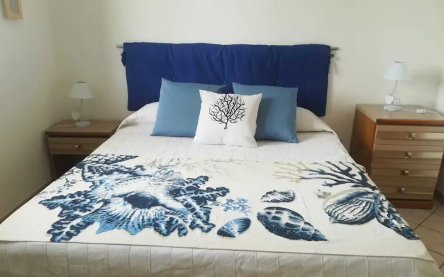 Apartment In Villa Near The Sea