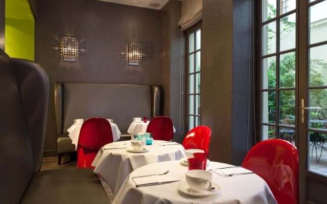 Hotel Le Petit Paris