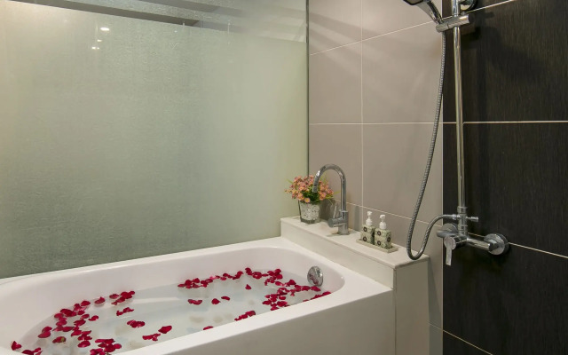 Hanoi Emotion Hotel