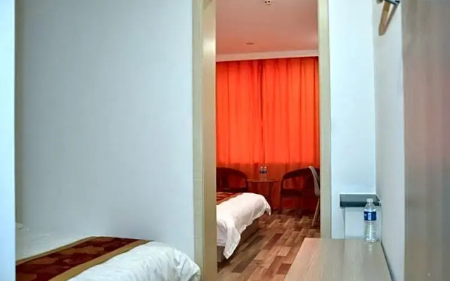 GreenTree Inn Tianshui Taian County Bus Terminal Shell Hotel