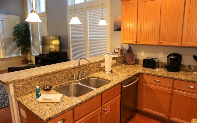 1380 Laurel Grove 3 Bedroom Home by RedAwning