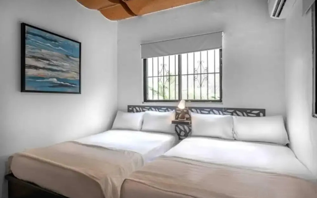 Apartment in Gazcue Sleeps 6