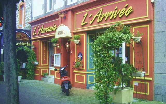 Hotel De Larrivée