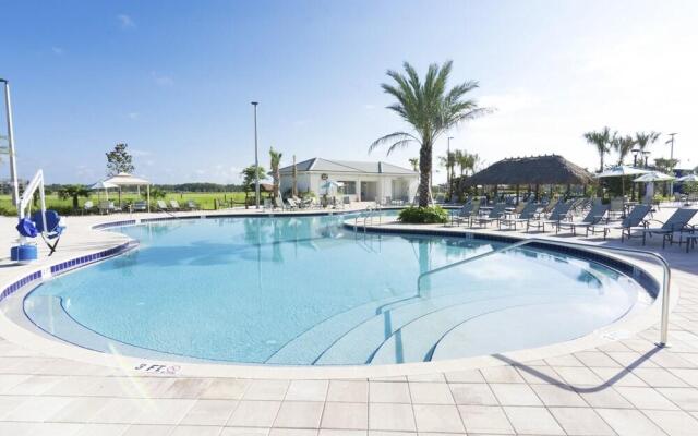 Fabulous Apartment with balcony at Storey Lake 272977