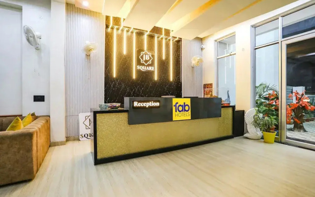 Fabhotel Jb Square Resort