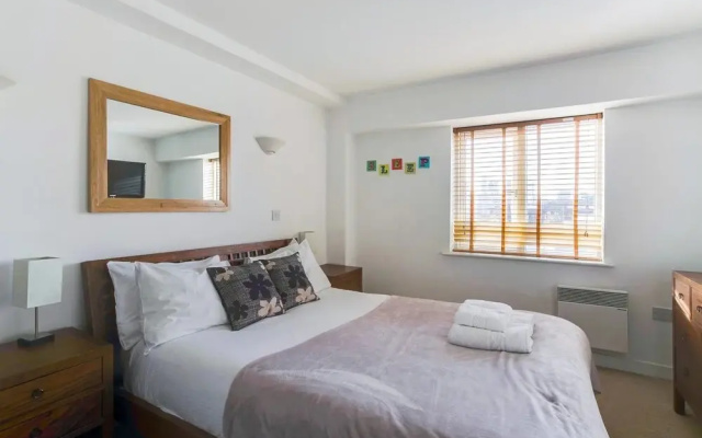East London Rooftop Dream for 4