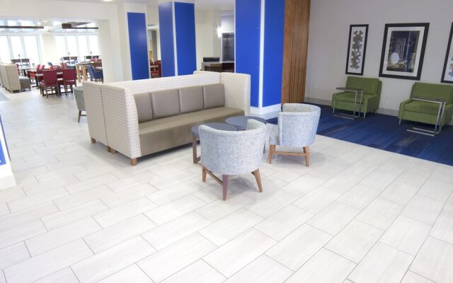 Holiday Inn Express Hotel & Suites Seguin