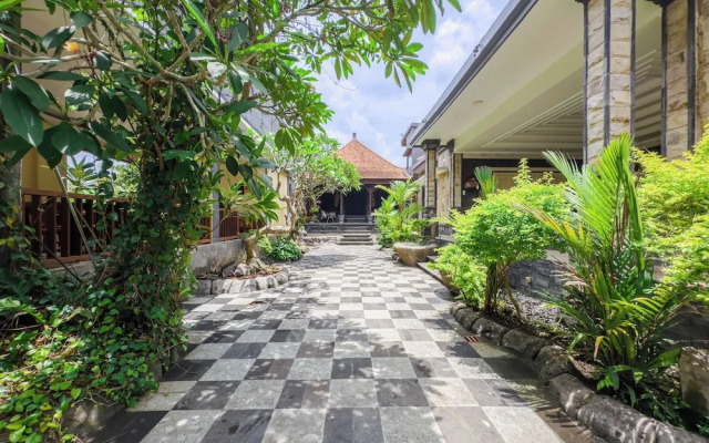 Giriya Amerta Hotel and Restaurant Ubud