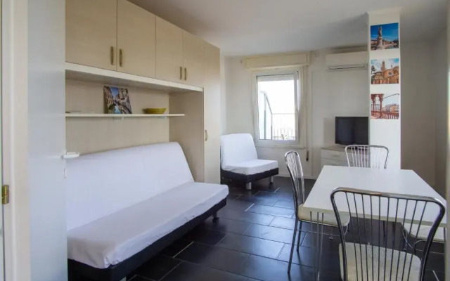 M14 Teatro Verdi Terrace Apartment