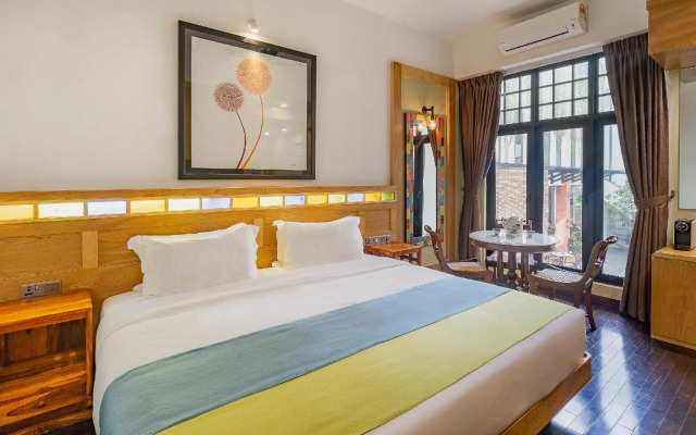 Treasures Hotel and Suites