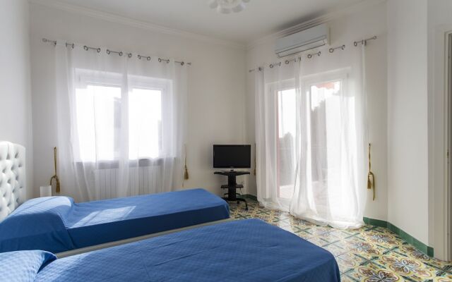 Short-Lets Sorrento Apartment and Pool