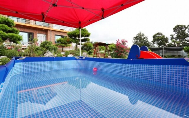 Ganghwa Nature Farm Pension