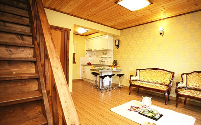 Jeongseon Mindoongsan High One Pension