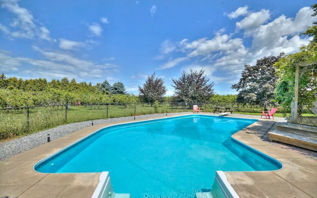 Canadian Grand Executive Villa