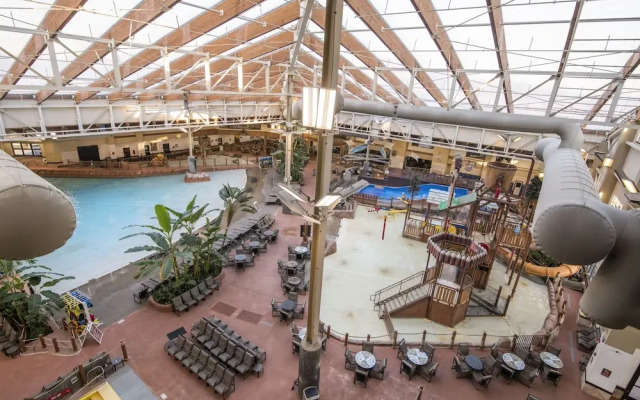 Wilderness at the Smokies - Stone Hill Lodge