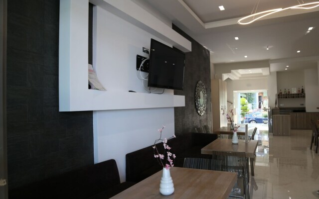 Rooms Amalthea Mare & Cafe - Bistro