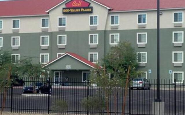 Howard Johnson Las Vegas/Near Nellis AFB