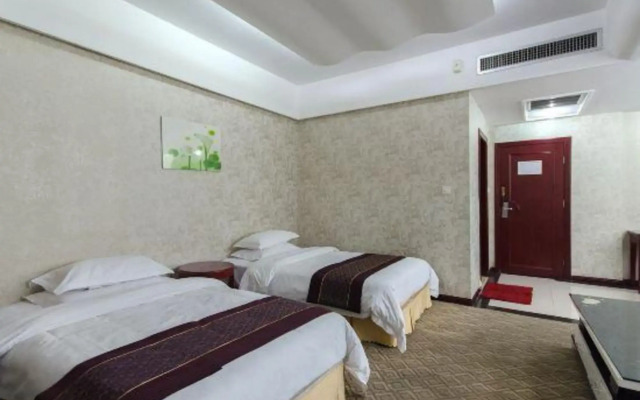 Zhushan Hotel