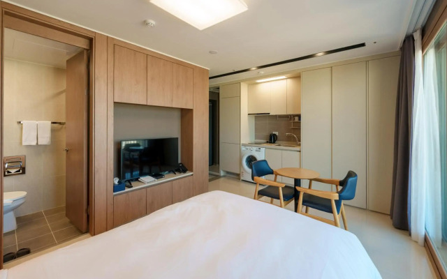 Le Remix Hotel