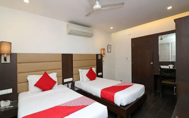 Oyo 663 Hotel Relax Inn