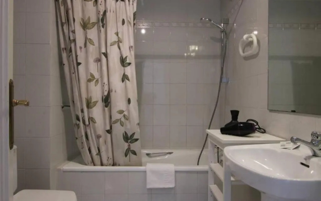 Altaia Apartment