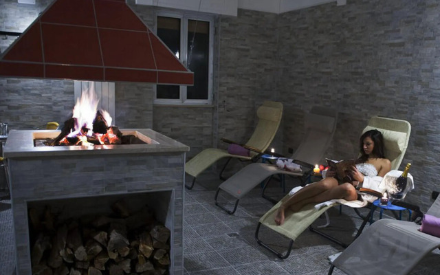 Hotel Accord Le Rose