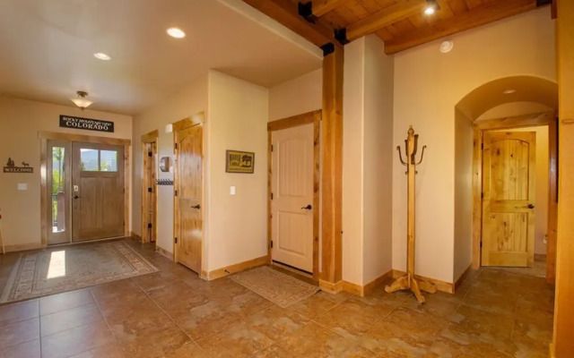 Leland Creek Home