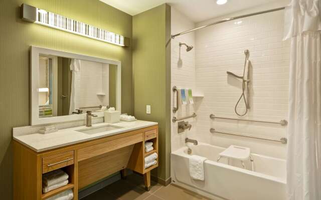 Home2 Suites by Hilton Dallas Downtown at Baylor Scott & White