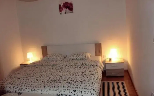 Apartment Elena